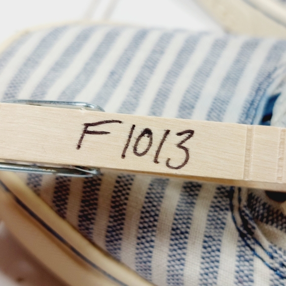 UGG Canvas Blue & White Striped Low Top Lace UP Sneakers F1013 - Picture 12 of 12